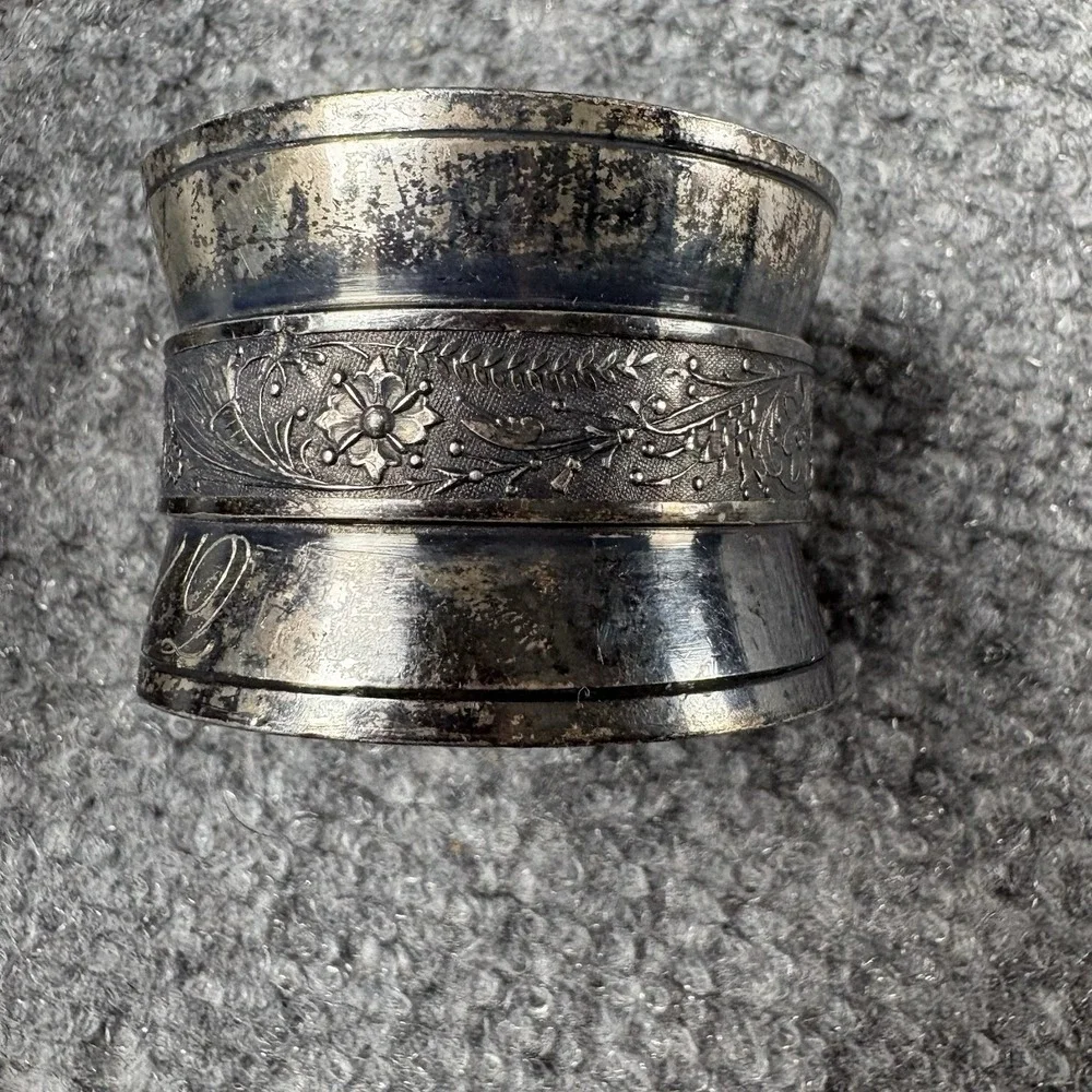 Antique Victorian Silverplate Floral Monogram Napkin Ring Estate 1880s Ornate‎